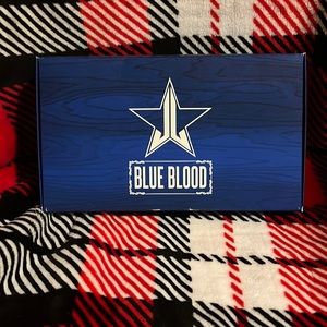 Jeffree Star 💙Blue blood eyeshadow pallet 💙